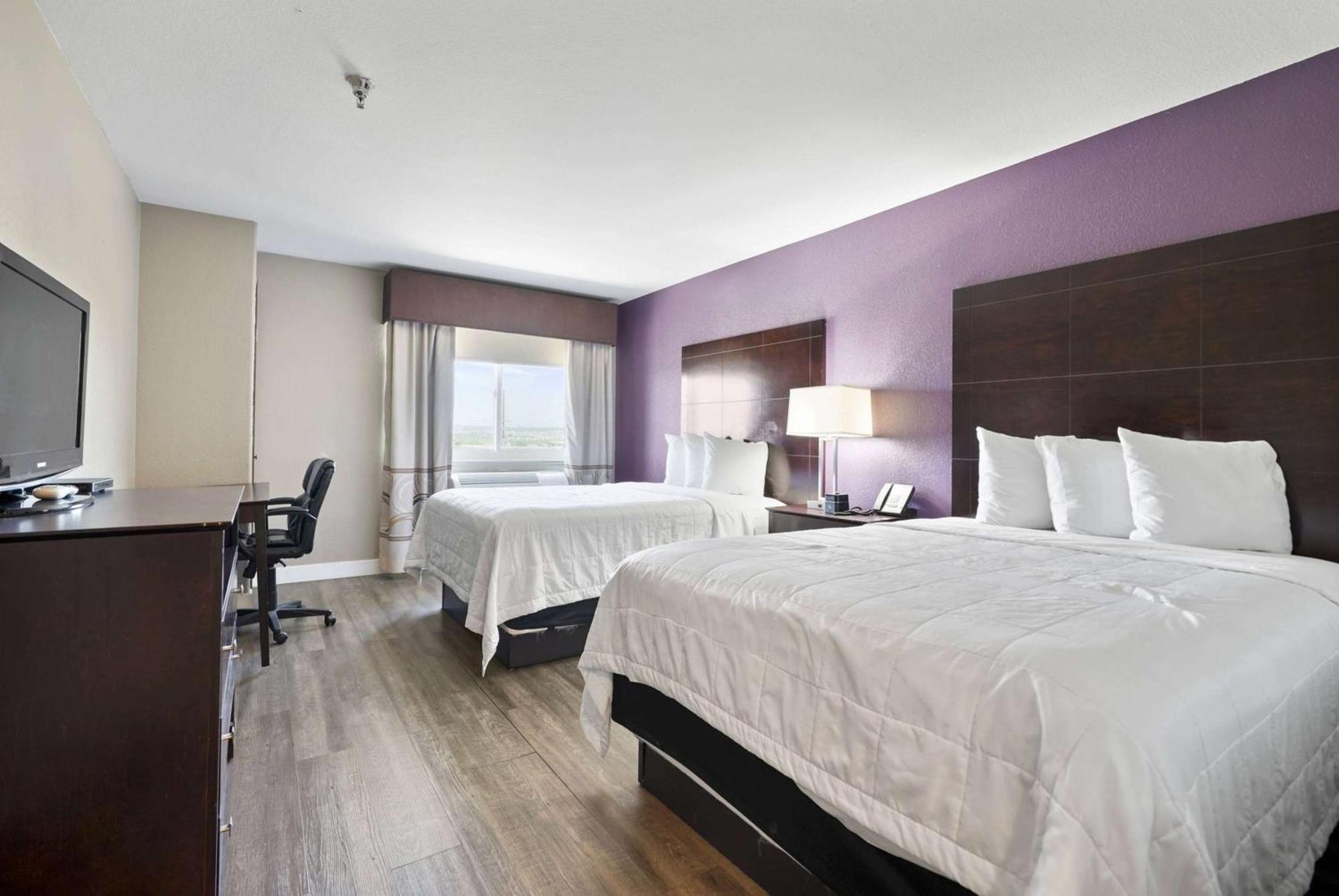 La Quinta By Wyndham Henderson-Northeast Denver Bagian luar foto