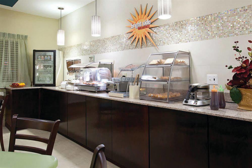 La Quinta By Wyndham Henderson-Northeast Denver Bagian luar foto